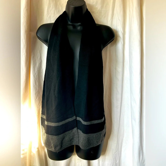 Kenneth Cole Reaction Men's Winter Scarf 10"x56" Black & Gray - Picture 1 of 4